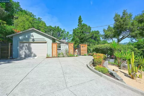 817 Mariposa Rd, Lafayette, CA 94549