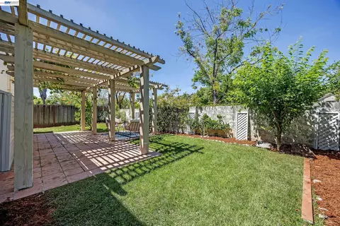 Exterior - 239 Balboa Dr, Milpitas, CA 95035 photo 6 of 8