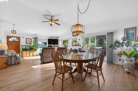 Dining - 5014 Sandmound Blvd, Oakley, CA 94561 photo 3 of 3