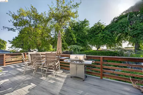 Exterior - 5014 Sandmound Blvd, Oakley, CA 94561 photo 2 of 14