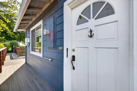 Entry Way - 5014 Sandmound Blvd, Oakley, CA 94561 photo 1 of 3