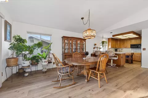 Dining - 5014 Sandmound Blvd, Oakley, CA 94561 photo 1 of 3