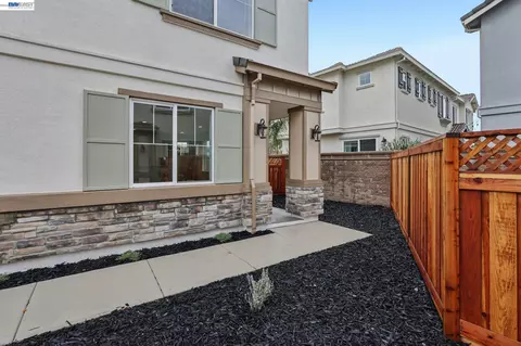 208 Mindy Way, Pittsburg, CA 94565