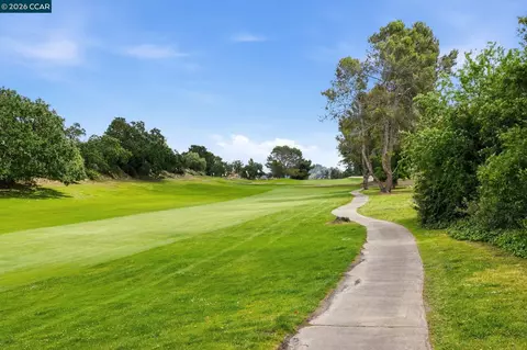 1473 Marchbanks Dr #4, Walnut Creek, CA 94598