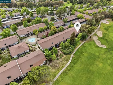 1473 Marchbanks Dr #4, Walnut Creek, CA 94598