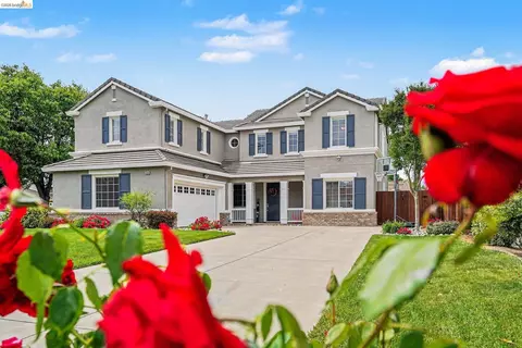 1400 Buckingham Dr, Brentwood, CA 94513