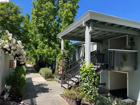 1156 Running Springs Rd # 6, Walnut Creek, CA 94595