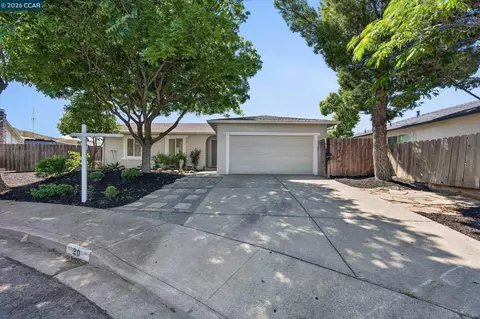 20 Fairway Ct, Pittsburg, CA 94565