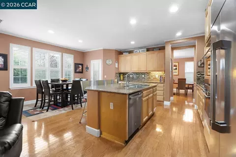 Kitchen - 995 Rosehedge Ct, Concord, CA 94521 photo 2 of 6
