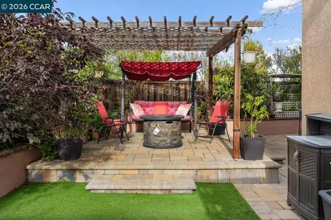 Exterior - 995 Rosehedge Ct, Concord, CA 94521 photo 13 of 16