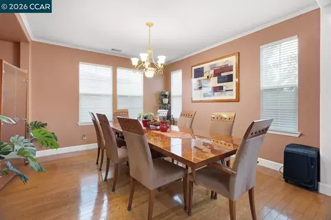 Dining - 995 Rosehedge Ct, Concord, CA 94521 photo 2 of 3
