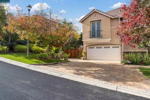 Exterior - 995 Rosehedge Ct, Concord, CA 94521 photo 3 of 16