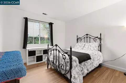 Bedroom - 995 Rosehedge Ct, Concord, CA 94521 photo 4 of 9