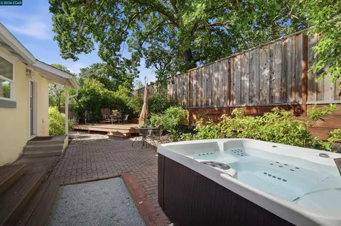 Exterior - 134 High St, Pacheco, CA 94553 photo 5 of 15