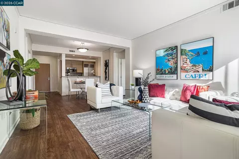 1655 N California Blvd #114, Walnut Creek, CA 94596