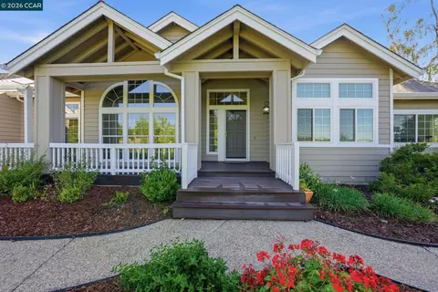 100 Sky Ranch Ln, Pleasant Hill, CA 94523