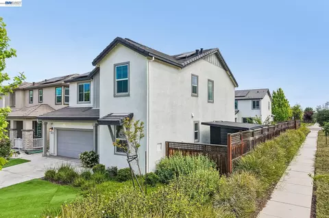 Exterior - 2657 Lockborne Ct, Lathrop, CA 95330 photo 12 of 18