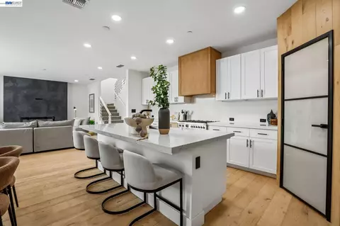 Kitchen - 2657 Lockborne Ct, Lathrop, CA 95330 photo 7 of 7