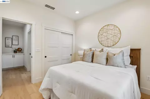 Bedroom - 2657 Lockborne Ct, Lathrop, CA 95330 photo 2 of 11