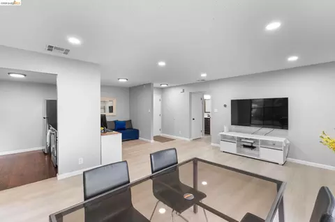 2400 Shadow Ln #110, Antioch, CA 94509