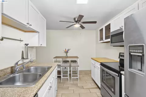Kitchen - 16006 E 14th St #218, Ashland, CA 94578 photo 1 of 2