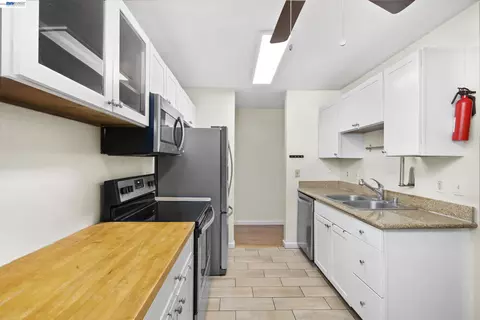 Kitchen - 16006 E 14th St #218, Ashland, CA 94578 photo 2 of 2