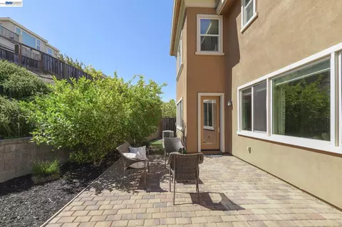 Exterior - 4951 Campanille Ct, Dublin, CA 94568 photo 8 of 8
