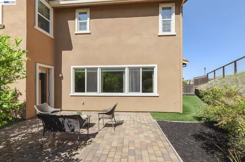 Exterior - 4951 Campanille Ct, Dublin, CA 94568 photo 7 of 8