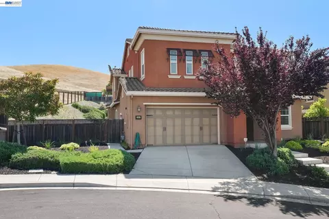 Exterior - 4951 Campanille Ct, Dublin, CA 94568 photo 2 of 8