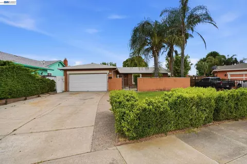 2705 Adobe Ct, Antioch, CA 94509