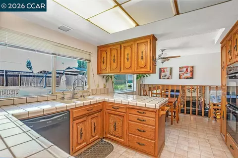 2822 Harris, Antioch, CA 94509