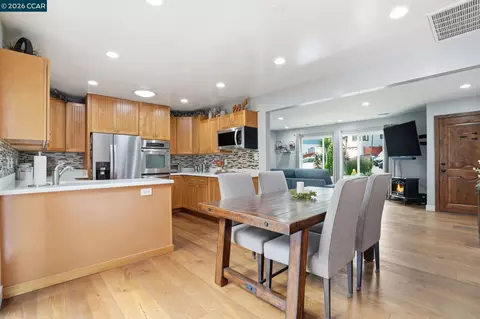 Kitchen - 136 Pacific Ave, Pacifica, CA 94044 photo 1 of 6
