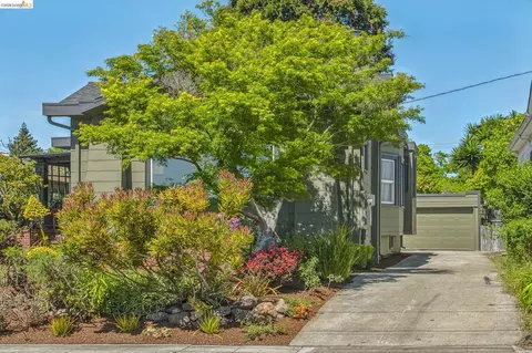 Exterior - 1233 Carleton St, Berkeley, CA 94702 photo 14 of 16