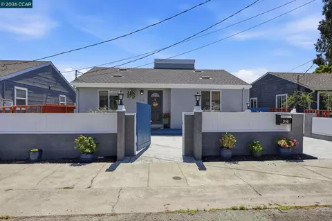 916 Bataan Ave, Berkeley, CA 94710 photo 1