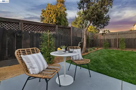 Exterior - 3029 Wheeler St, Berkeley, CA 94705 photo 10 of 11