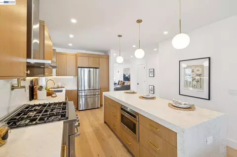 Kitchen - 3029 Wheeler St, Berkeley, CA 94705 photo 3 of 6