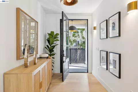 Entry Way - 3029 Wheeler St, Berkeley, CA 94705 photo 1 of 3