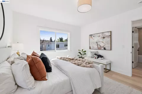 Bedroom - 3029 Wheeler St, Berkeley, CA 94705 photo 6 of 12