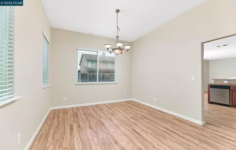 Living - 116 Travertine Ave, Lathrop, CA 95330 photo 6 of 8