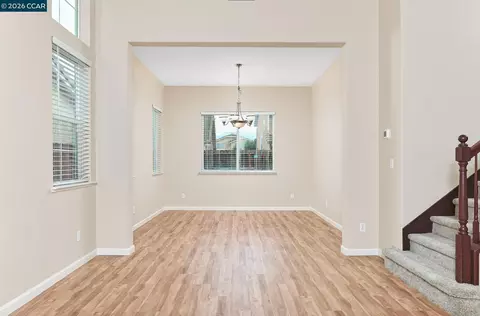 Living - 116 Travertine Ave, Lathrop, CA 95330 photo 5 of 8