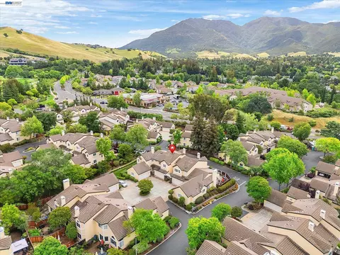View/Area - 1273 Shell Cir, Clayton, CA 94517 photo 4 of 11