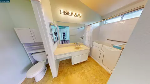 Bath - 1801 Fairhaven Ct, Oakley, CA 94561 photo 2 of 2