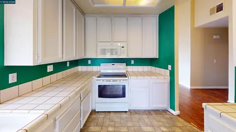 Kitchen - 1801 Fairhaven Ct, Oakley, CA 94561 photo 3 of 3