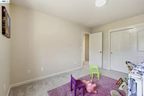 Bedroom - 1500 Scenic Dr #18, Modesto, CA 95355 photo 8 of 8