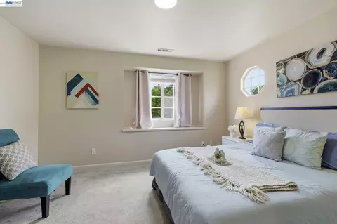 Bedroom - 1500 Scenic Dr #18, Modesto, CA 95355 photo 4 of 8