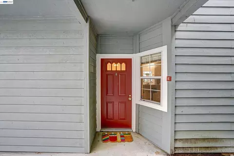 7835 Canyon Mdws #E, Pleasanton, CA 94588