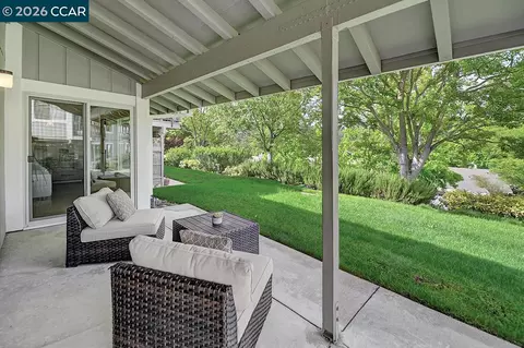 925 Terra California Dr #6, Walnut Creek, CA 94595