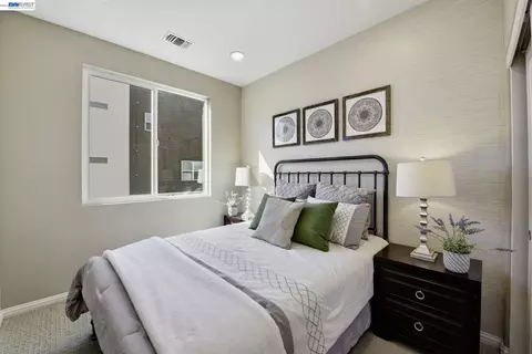 Bedroom - 4119 Peralta Blvd, Fremont, CA 94536 photo 7 of 8