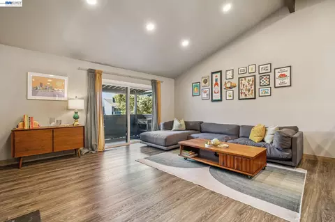 2327 Fairway Dr, San Leandro, CA 94577