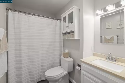 Bath - 847 Ryan Ct, Concord, CA 94518 photo 2 of 2